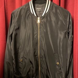 Active USA-Black/White , Juniors Medium‎